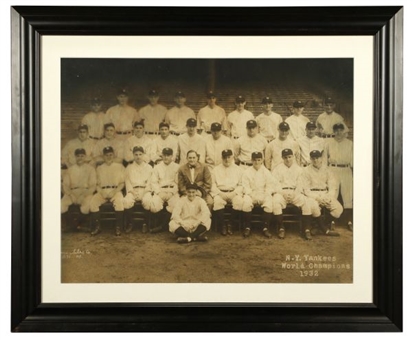 1932 New York Yankees Original Oversize Photograph That Hung In Stadium (35 X 27)